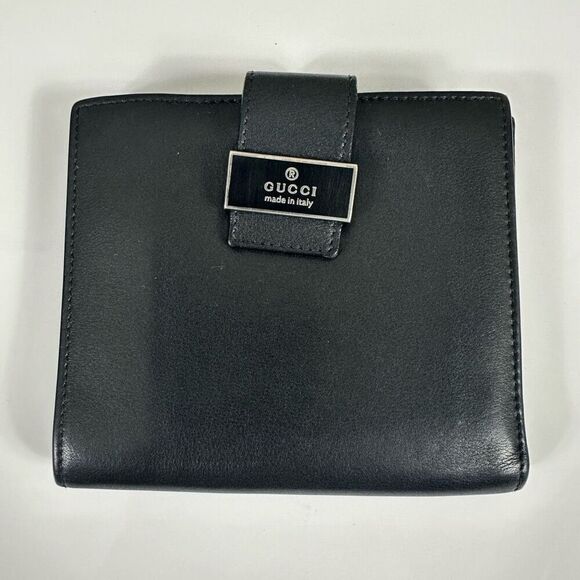 Gucci Trademark Plate Black Leather Compact Wallet - Picture 1 of 13